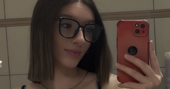 elodie pet sitter à ASPIN EN LAVEDAN 65100_0