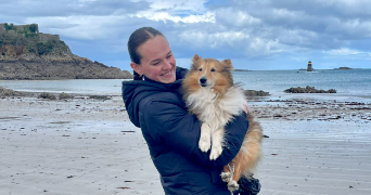 romane pet sitter à CORPS NUDS 35150_0