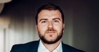 françois-emmanuel pet sitter à ST MAUR DES FOSSES 94100_0