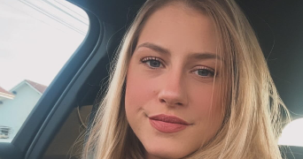 ophélie pet sitter à VARSBERG 57880_0