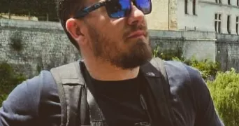 clément pet sitter à BARBEZIEUX ST HILAIRE 16300