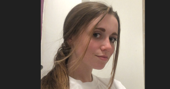 alice pet sitter à  65700