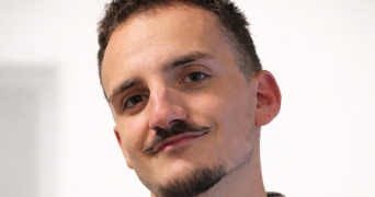 benjamin pet sitter à  79000