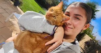 léa pet sitter à SARTROUVILLE 78500