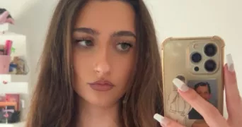 nina pet sitter à ST GERMAIN EN LAYE 78100