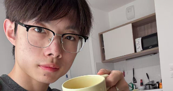 yang cat sitter à ST ETIENNE 42100_2