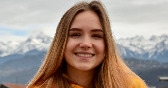 aymie cat sitter à VIENNE 38200_0