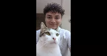 arthur cat sitter à AUBAGNE 13400