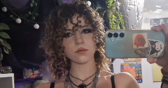 lisa pet sitter à VENELLES 13770_0