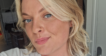 romane pet sitter à ST MARTIN EN HAUT 69850_0