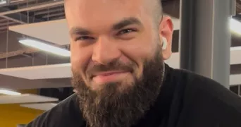 davy pet sitter à VANNES 56000