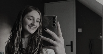 anaïs pet sitter à VIGNEUX SUR SEINE 91270_0