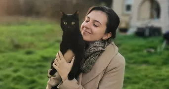 elina pet sitter à PLAN D ORGON 13750