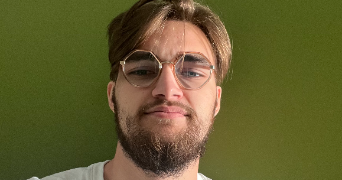 hugo pet sitter à ROUBAIX 59100_0