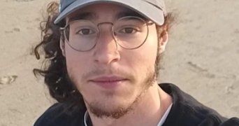 damien dog sitter à LILLE 59800_0