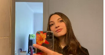 clemence pet sitter à AUGY 89290