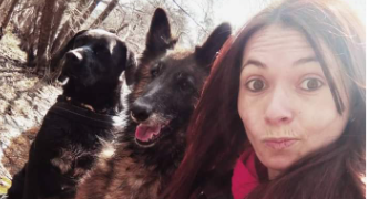 julie pet sitter à Saint-Bonnet-de-Rochefort 03800_0