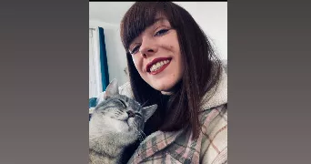 laura pet sitter à PERENCHIES 59840