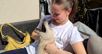 chloé pet sitter à  78150