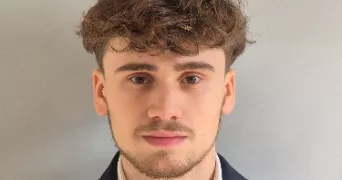 thomas pet sitter à HOUILLES 78800