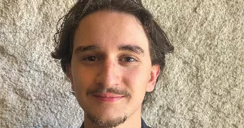 antoine pet sitter à OULLINS 69600