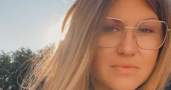mélanie pet sitter à VERGEROUX 17300
