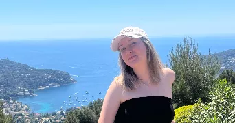 emma pet sitter à ST LAURENT DE MURE 69720