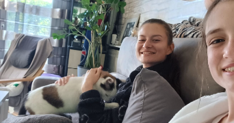 lalie pet sitter à MAUREPAS 78310