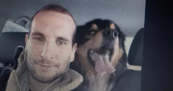 julien pet sitter à VINCEY 88450