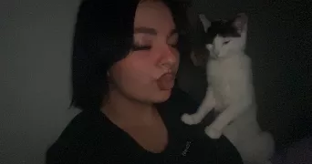 laïla pet sitter à BAYEUX 14400