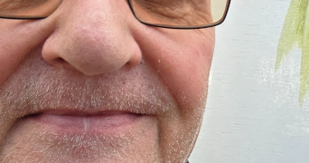 pierrick pet sitter à NIEUL LE DOLENT 85430_0