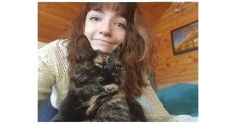 laura cat sitter à NEUILLY PLAISANCE 93360_1