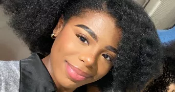 dahyna  pet sitter à POILLY LEZ GIEN 45500