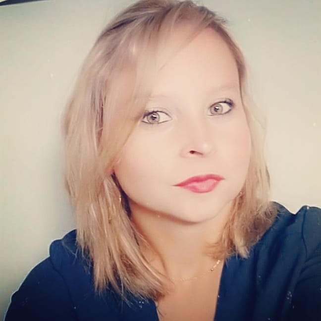 Noémie pet sitter à Brains-sur-les-Marches 53350