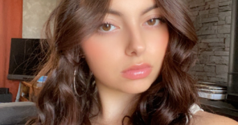 charline pet sitter à TROSLY BREUIL 60350_0