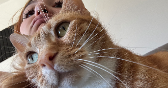 mélodie pet sitter à CLERMONT L HERAULT 34800_1