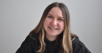 laurine pet sitter à ORANGE 84100_0