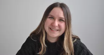 laurine pet sitter à ORANGE 84100