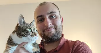 marc cat sitter à ACHERES 78260