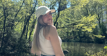 ines pet sitter à TARCIENNE 5651_0