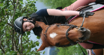 lina pet sitter à GELLIN 25240_0