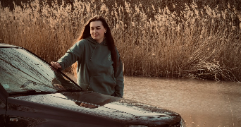 roxane pet sitter à HELLIMER 57660_0