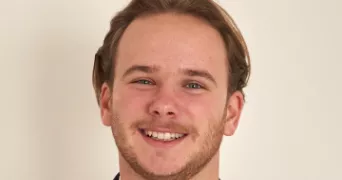oliver pet sitter à LILLE 59000