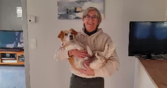 michele dog sitter à LA CHATAIGNERAIE 85120