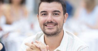 thomas pet sitter à PARIS 02 75002_1