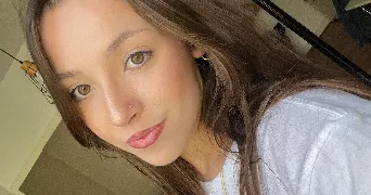 clara pet sitter à Bordeaux  33100