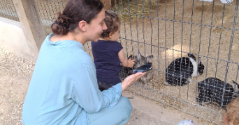 leila pet sitter à LA QUEUE EN BRIE 94510_0