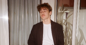 eduard-nicusor pet sitter à TALENCE 33400_0