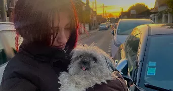 lorie pet sitter à NEUILLY SUR MARNE 93330
