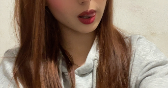 tess pet sitter à BAGNOLS SUR CEZE 30200_0